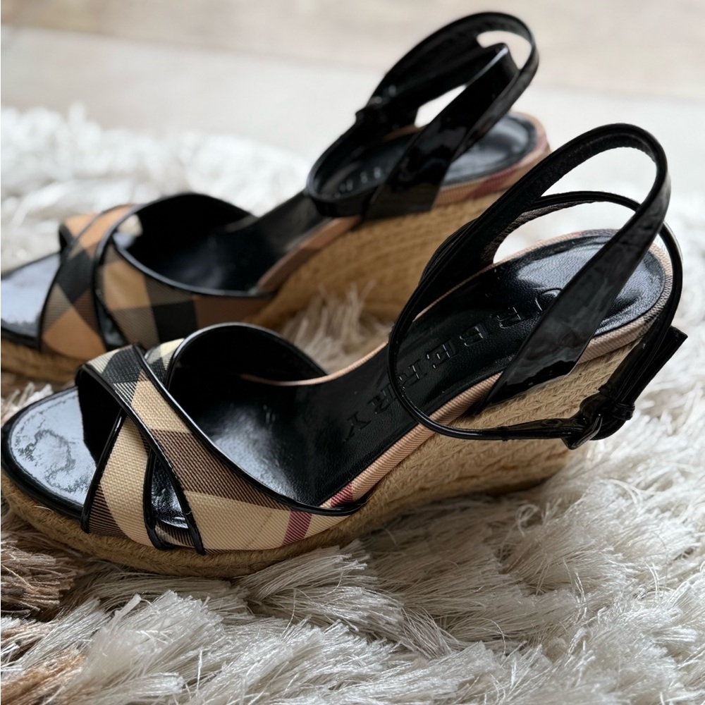 Burberry Plaid Black and Tan Wedges